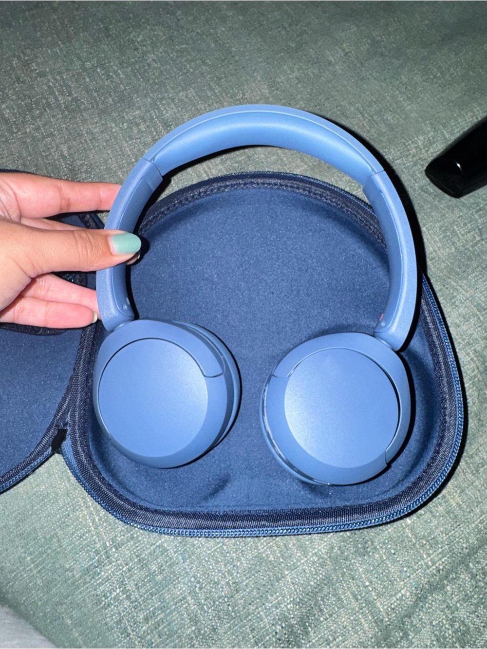 Wireless Sony Over-Ear Headphones in Blue